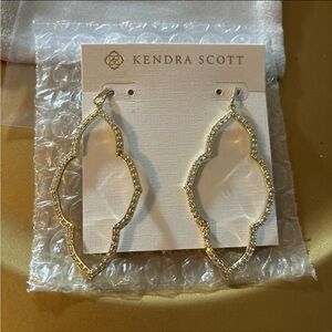 NWT Kendra Scott Abbie Open Frame Gold Earrings